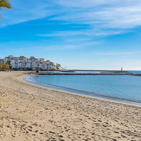 1 Bedroom Apartment, With Sea Views, In Medina Garden - Puerto Banus * 马尔韦利亚
