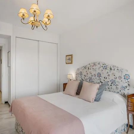 1 Bedroom Apartment, With Sea Views, In Medina Garden - Puerto Banus