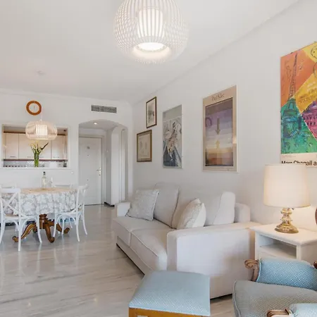 Apartment 1 Bedroom Apartment, With Sea Views, In Medina Garden - Puerto Banus *