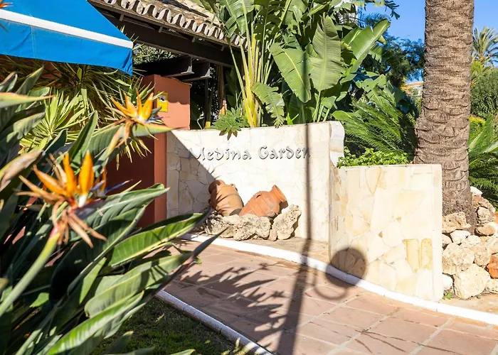 1 Bedroom Apartment, With Sea Views, In Medina Garden - Puerto Banus Apartmán