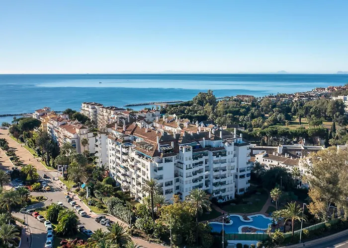 公寓 1 Bedroom Apartment, With Sea Views, In Medina Garden - Puerto Banus 马尔韦利亚