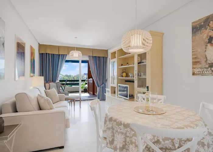 1 Bedroom Apartment, With Sea Views, In Medina Garden - Puerto Banus 公寓