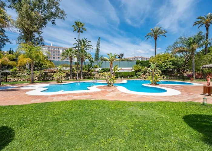 Apartmán 1 Bedroom Apartment, With Sea Views, In Medina Garden - Puerto Banus *